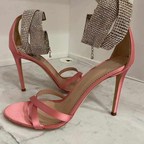 Giuseppe Zanotti pink satin heels w/ rhinestone ankle size 8.5 - Picture 2 of 6